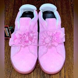 Goats Suede Leather Girls Pink Sneakers size 3
